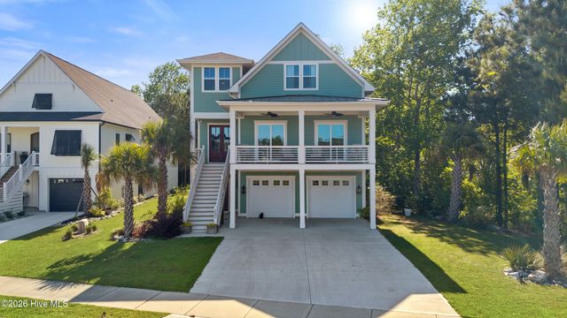 352 Summerhouse Drive, Holly Ridge, NC 28445