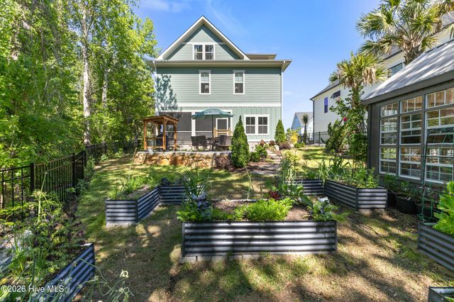 352 Summerhouse Drive, Holly Ridge, NC 28445