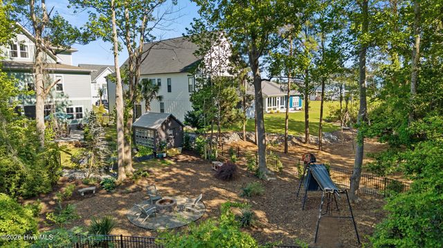 352 Summerhouse Drive, Holly Ridge, NC 28445