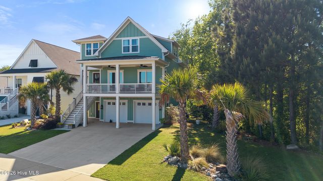 352 Summerhouse Drive, Holly Ridge, NC 28445