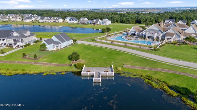 352 Summerhouse Drive, Holly Ridge, NC 28445