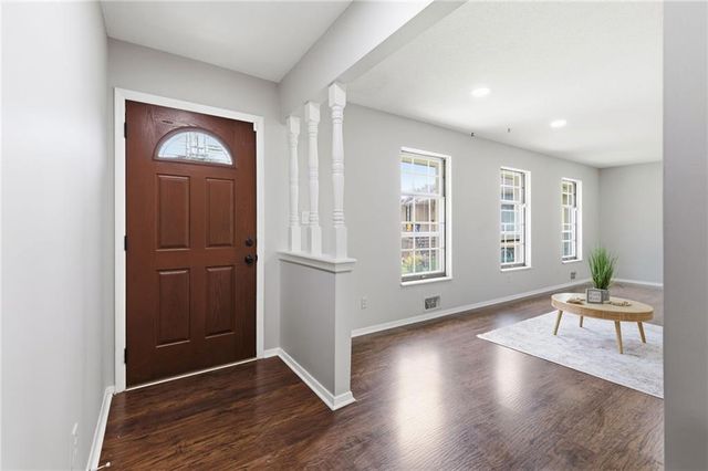 1718 E 97th Terrace, Kansas City, MO 64131