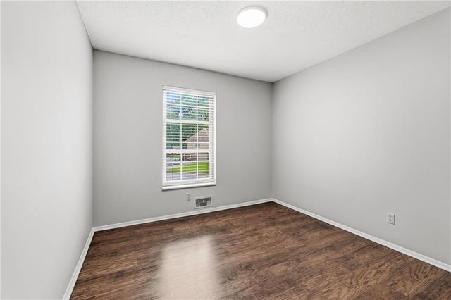 1718 E 97th Terrace, Kansas City, MO 64131