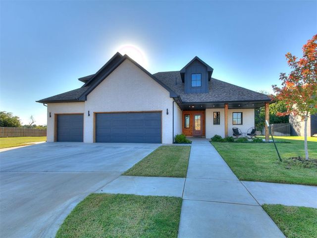2117 Aminas Way, Yukon, OK 73099