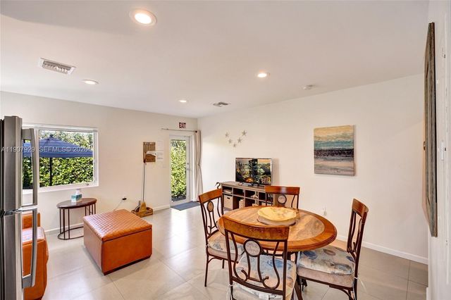 322 Oklahoma Street, Hollywood, FL 33019
