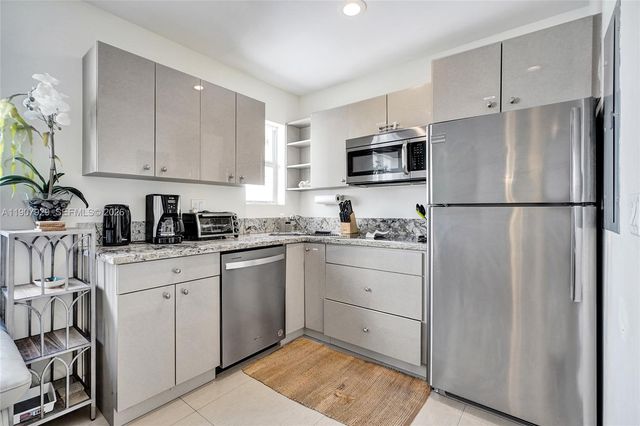 322 Oklahoma Street, Hollywood, FL 33019