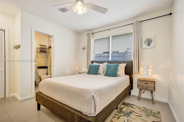 322 Oklahoma Street, Hollywood, FL 33019