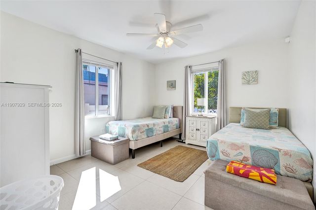 322 Oklahoma Street, Hollywood, FL 33019