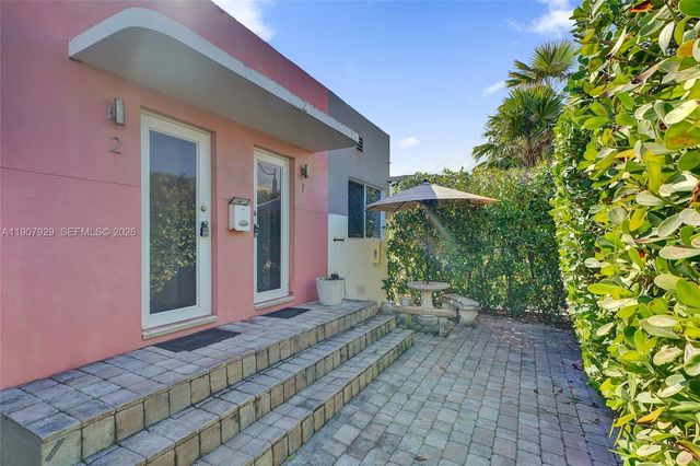 322 Oklahoma Street, Hollywood, FL 33019