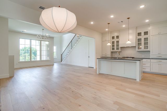 13833 Carnegie Drive, Fort Worth, TX 76008