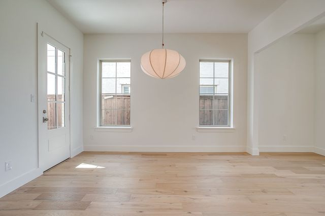 13833 Carnegie Drive, Fort Worth, TX 76008