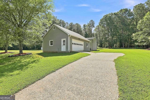 185 Clearbrook Way, Fayetteville, GA 30215