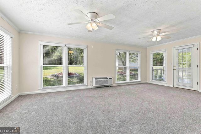 185 Clearbrook Way, Fayetteville, GA 30215