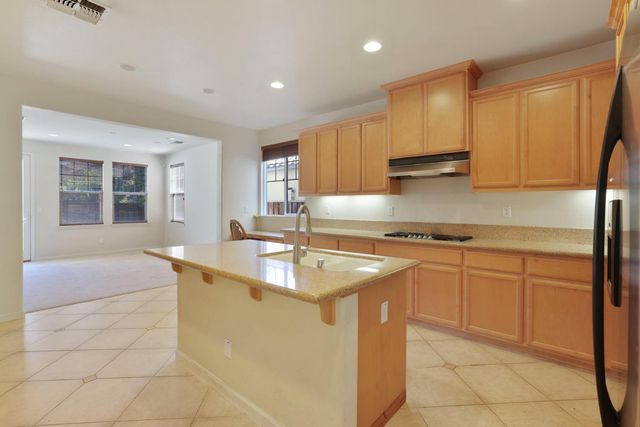 433 W Moraga St, Mountain House, CA 95391