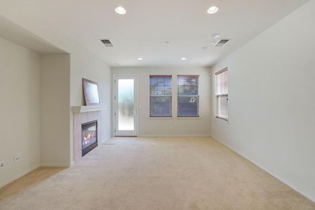 433 W Moraga St, Mountain House, CA 95391