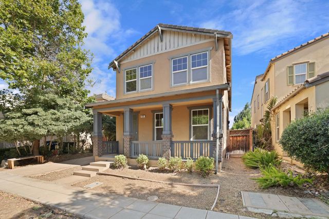 433 W Moraga St, Mountain House, CA 95391