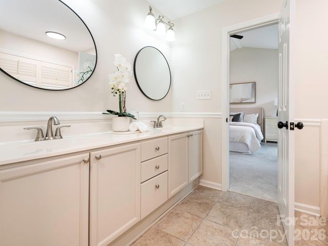 1207 Matthews Plantation Drive, Matthews, NC 28105