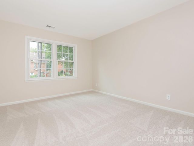 1207 Matthews Plantation Drive, Matthews, NC 28105