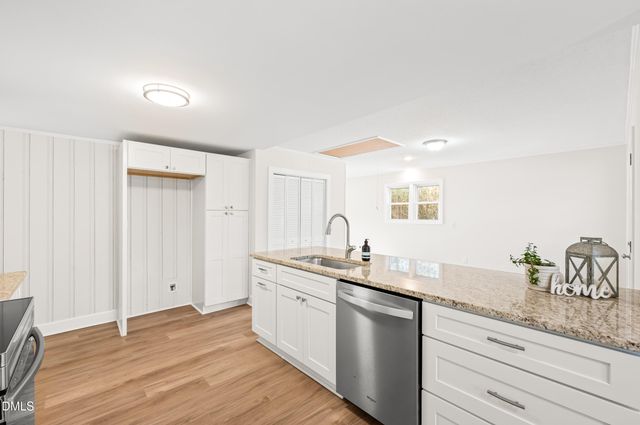 1659 W Darden Road, Clinton, NC 28328