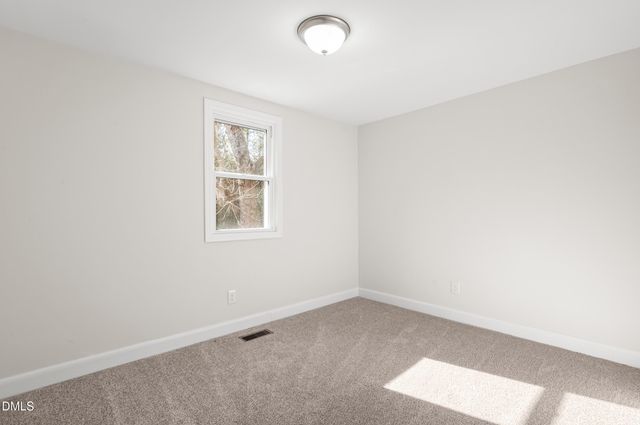 1659 W Darden Road, Clinton, NC 28328