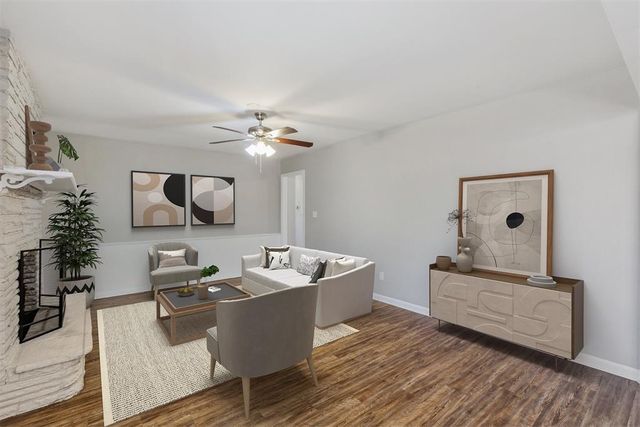 9400 Lakeshore Drive, The Village, OK 73120