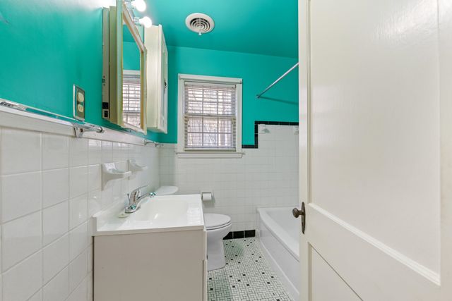 3902 GUERNSEY AVE, Memphis, TN 38122