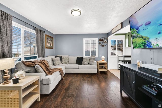 1874 N 75 W, Sunset, UT 84015