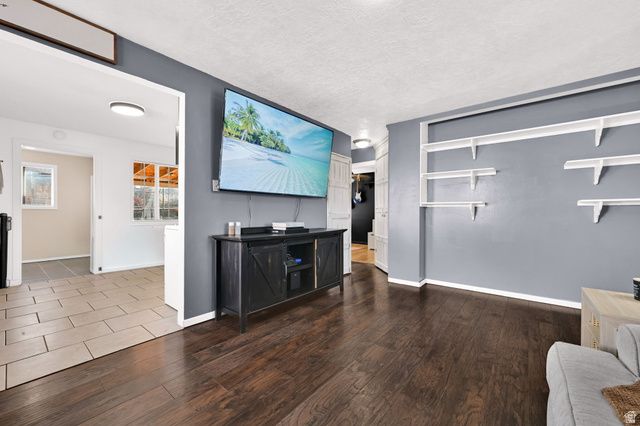 1874 N 75 W, Sunset, UT 84015