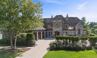 2921 Turtle Pond Court, Bloomfield Hills, MI 48302