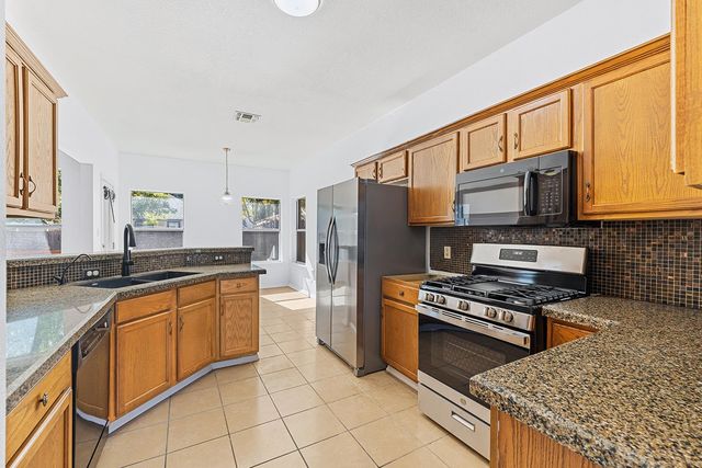 3103 Flameleaf CV, Round Rock, TX 78664