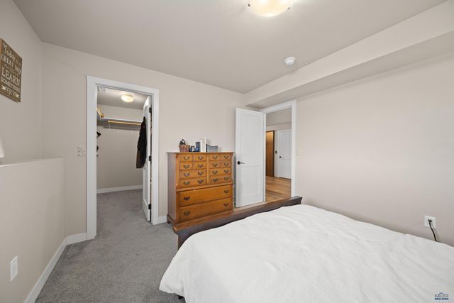 212 E BENGAL DR, Rapid City, SD 57701