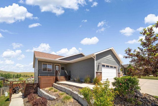 212 E BENGAL DR, Rapid City, SD 57701