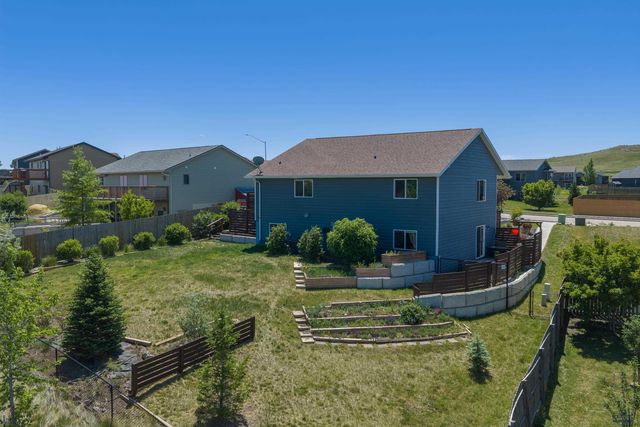 212 E BENGAL DR, Rapid City, SD 57701
