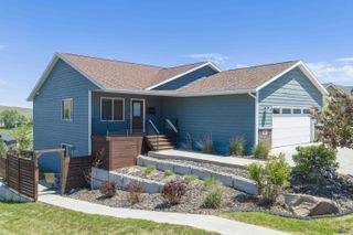 212 E BENGAL DR, Rapid City, SD 57701