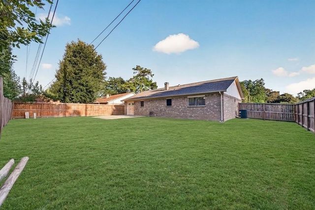 9322 Magnolia Ridge Drive, Houston, TX 77070