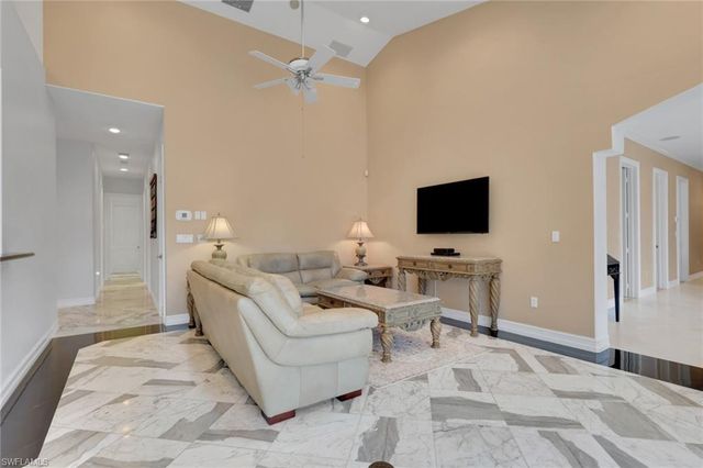 6020 Green BLVD, Naples, FL 34116
