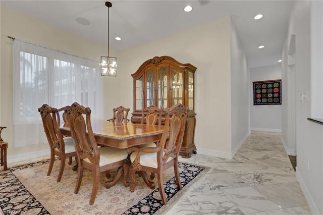 6020 Green BLVD, Naples, FL 34116