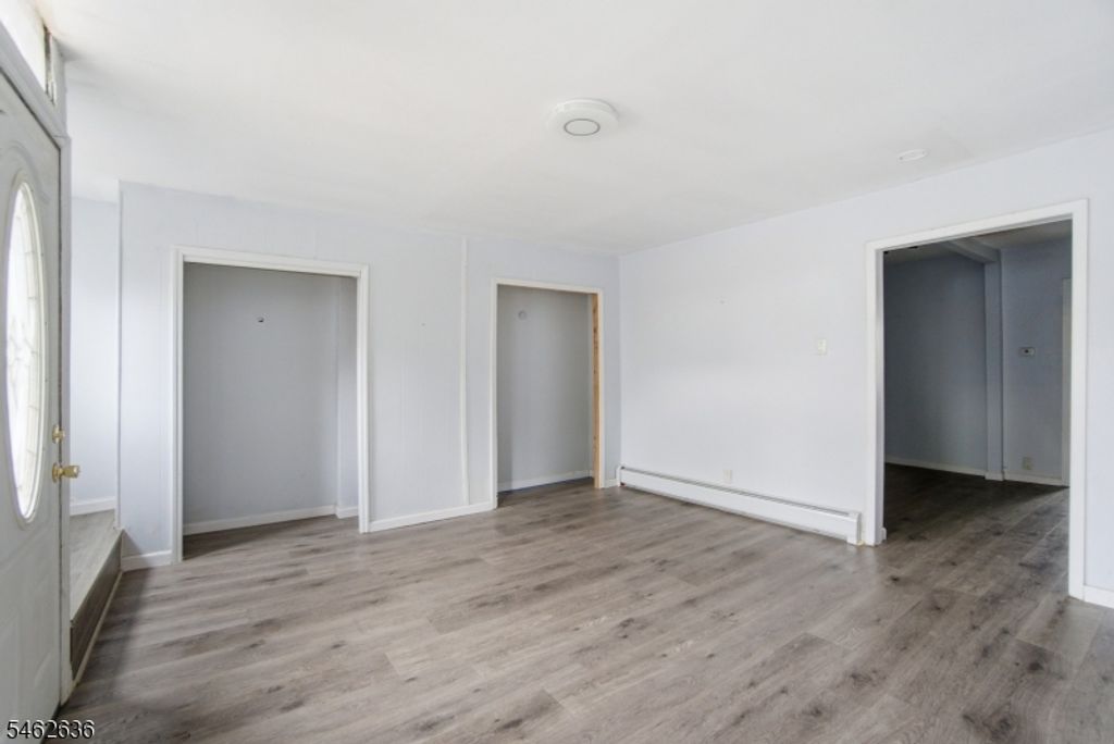 13 Cottage St, Bayonne City, NJ 07002 — photo 5