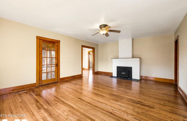 2356 Old Harriman Hwy, Harriman, TN 37748