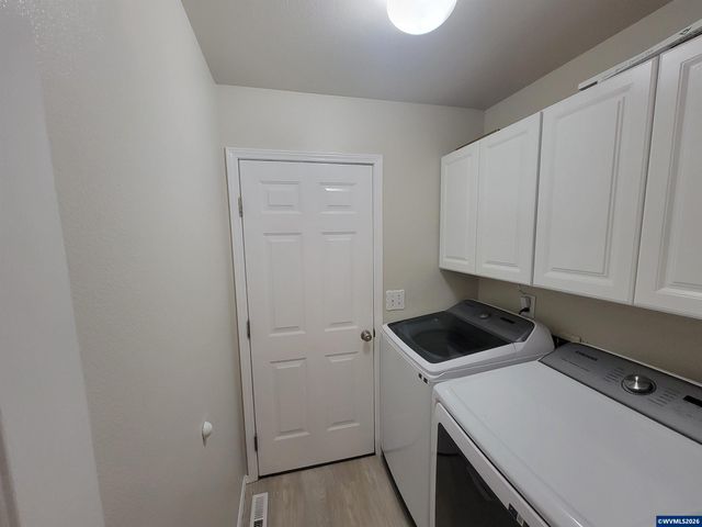 5923 Rhinestone Ct SE, Salem, OR 97306