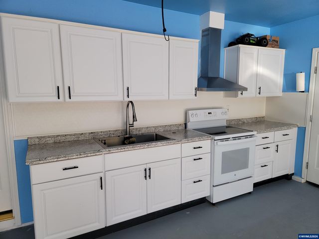 5923 Rhinestone Ct SE, Salem, OR 97306