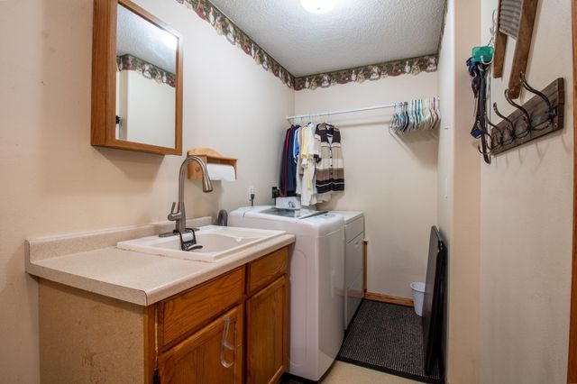 24135 Aurdal River Road, Aurdal Twp, MN 56537