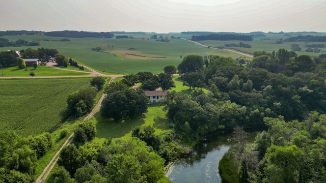 24135 Aurdal River Road, Aurdal Twp, MN 56537