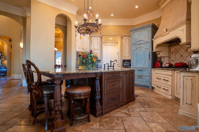 301 County Road 1027, Valley Head, AL 35989