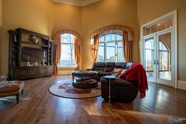 301 County Road 1027, Valley Head, AL 35989