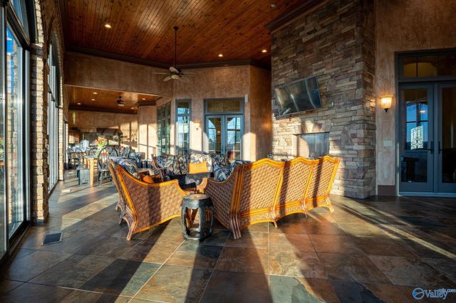 301 County Road 1027, Valley Head, AL 35989