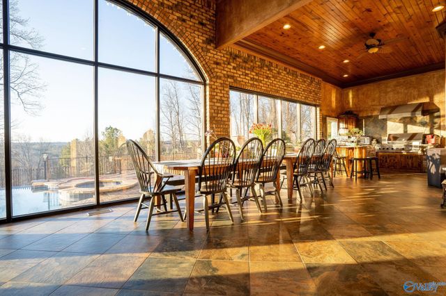 301 County Road 1027, Valley Head, AL 35989