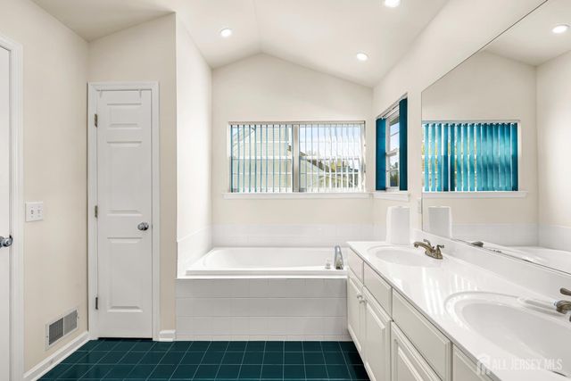 16 Edinburg Circle, Old Bridge, NJ 07747