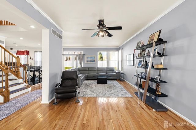 16 Edinburg Circle, Old Bridge, NJ 07747