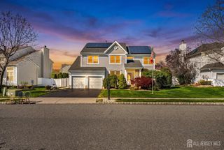 16 Edinburg Circle, Old Bridge, NJ 07747